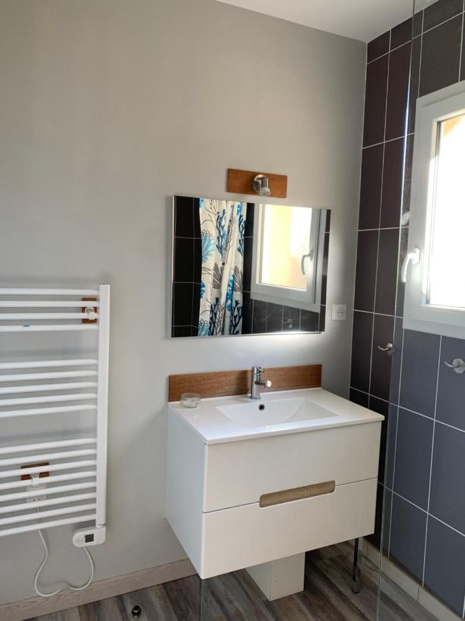 gite la fourniére Salles  Extérieur photo